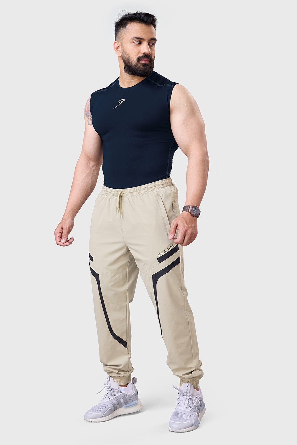 Momentum Joggers Beige