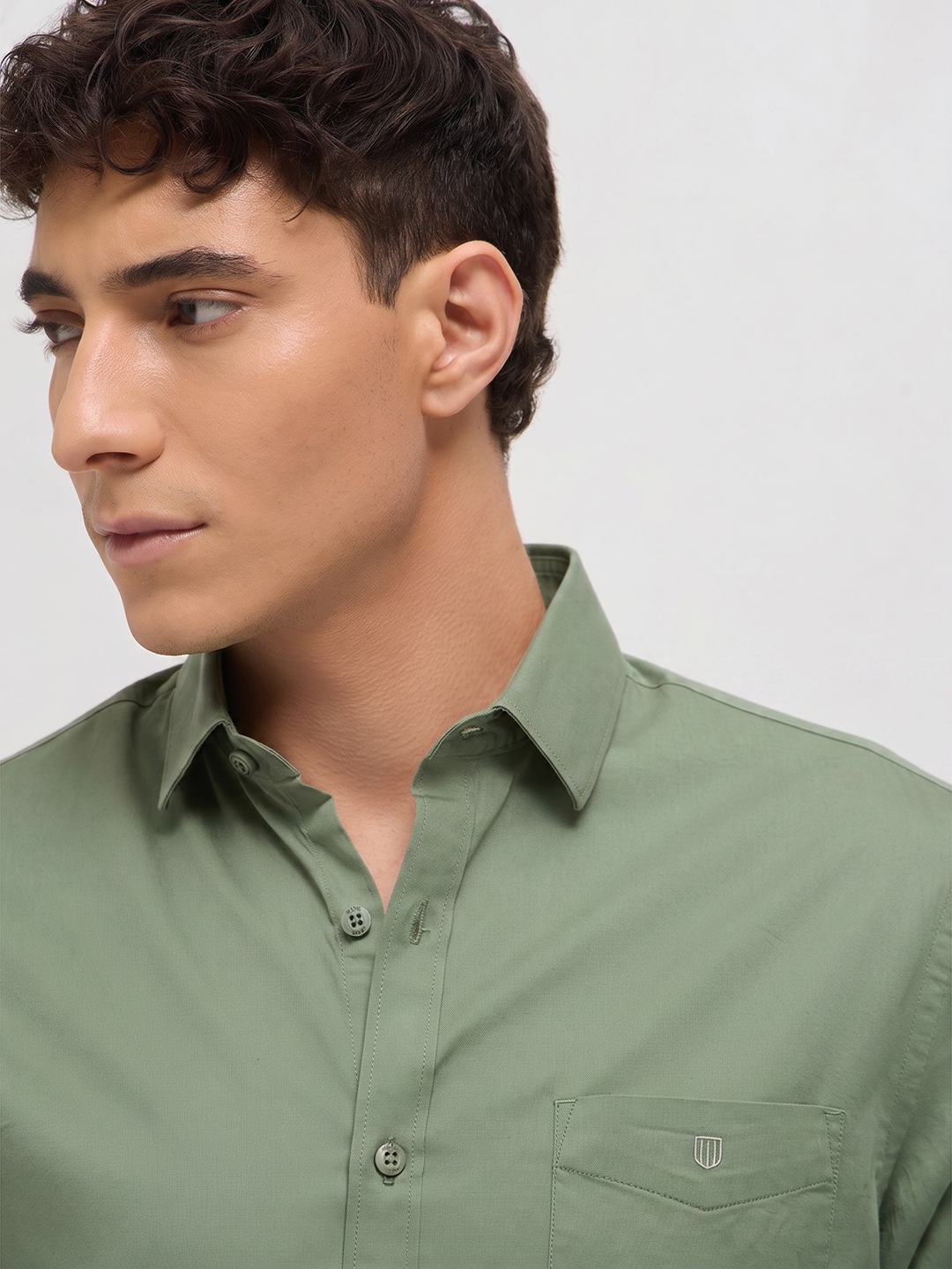 Pista Green Twill Satin Solid Casual Shirt