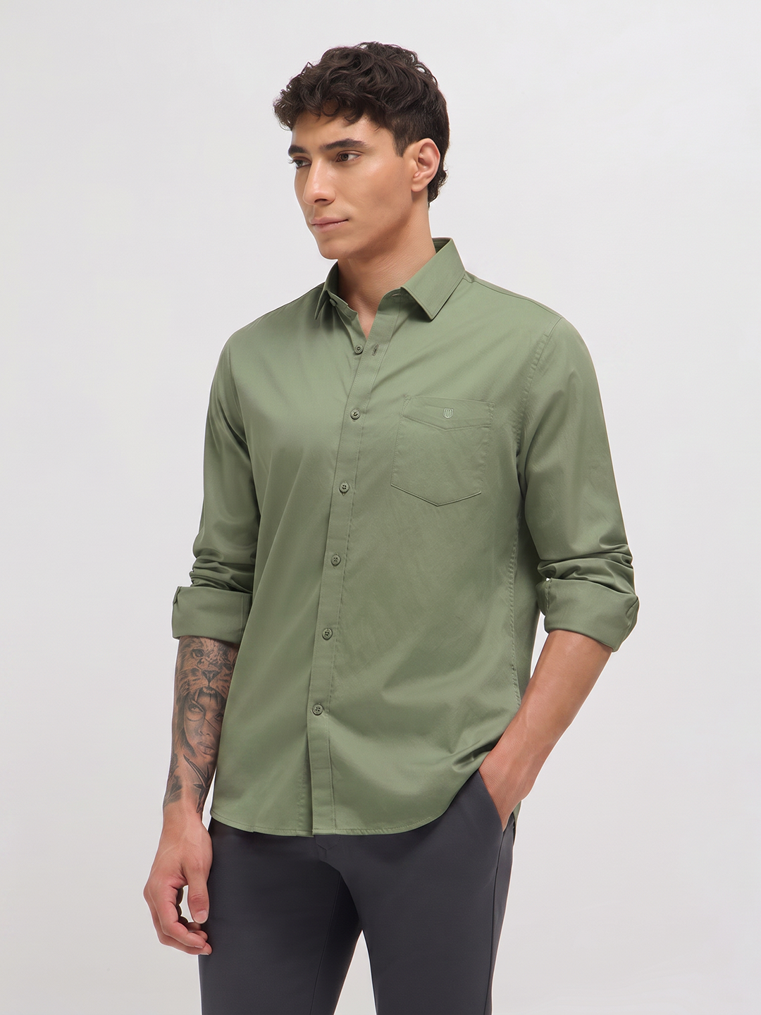 Pista Green Twill Satin Solid Casual Shirt