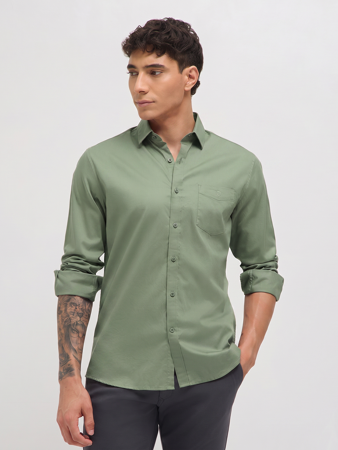 Pista Green Twill Satin Solid Casual Shirt