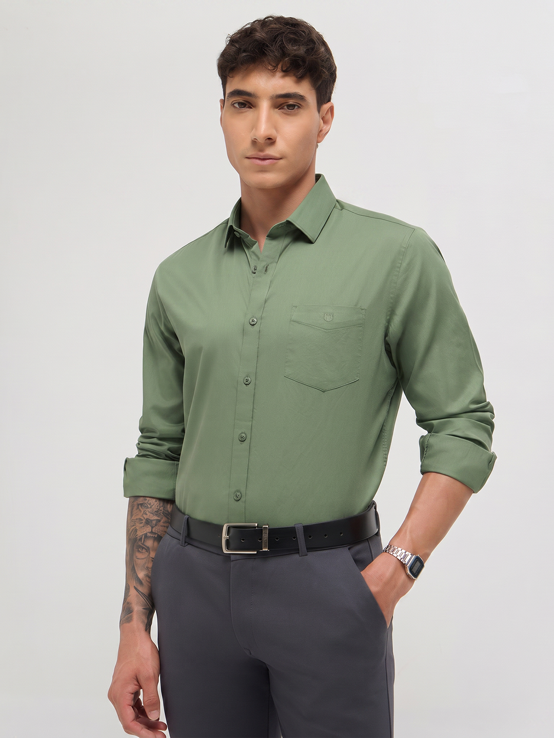 Pista Green Twill Satin Solid Casual Shirt