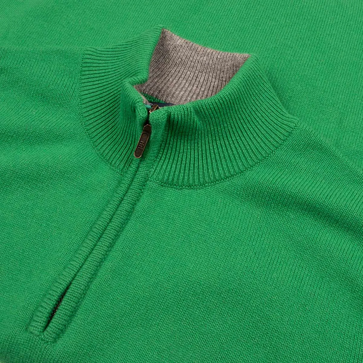 The Bowmore 1/4 Zip Neck Cashmere Sweater - Grasshopper Green